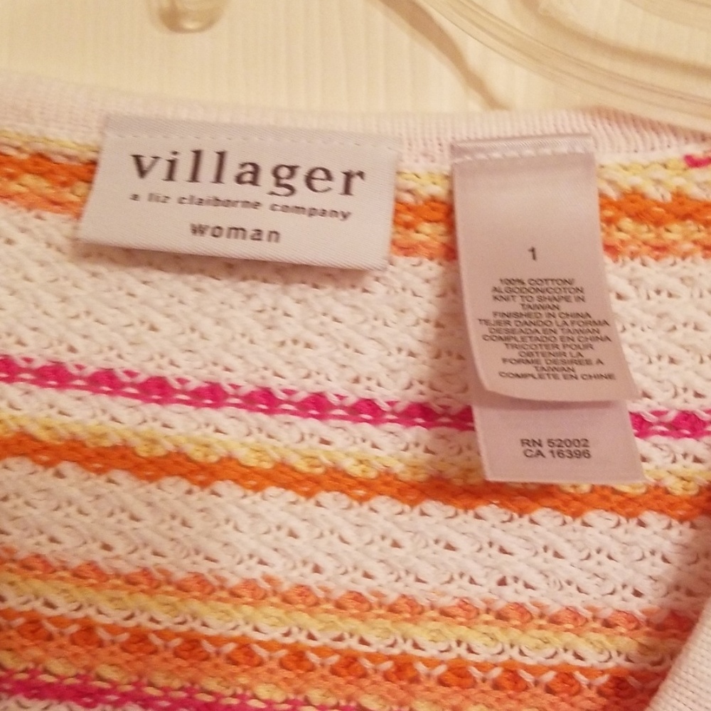 Sweater - Picture 4 of 4
